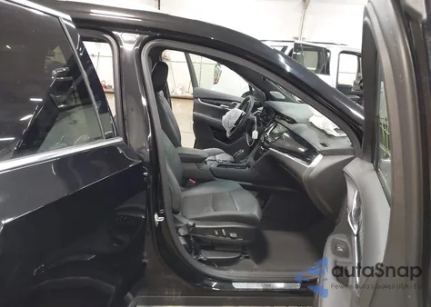 2025 Cadillac Xt6 Awd Premium Luxury z USA, uszkodzony, nr VIN 1GYKPDRS4SZ144952